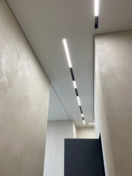 Стоимость двухуровневого потолка для кухни 12 м²